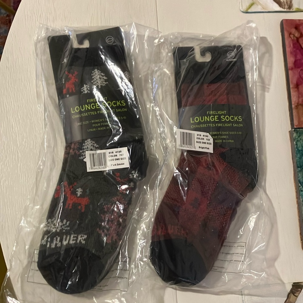 NIP Eddie Bauer lounge socks